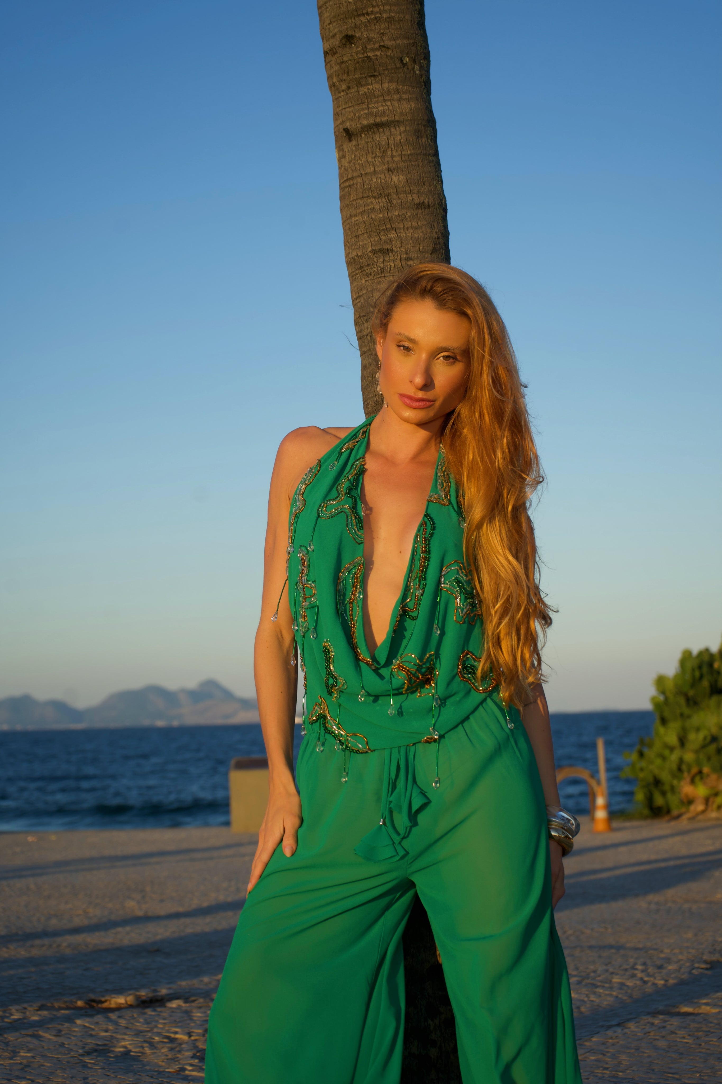 Top Hailey Bordado Verde Bandeira